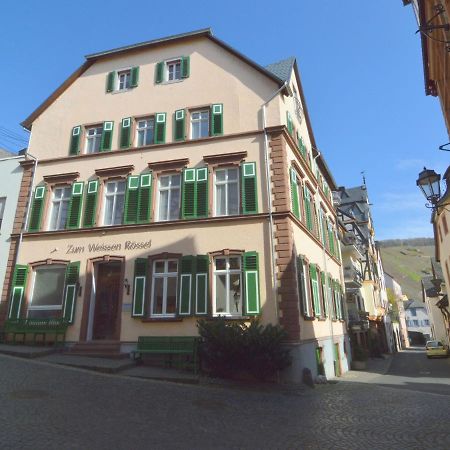 Classy Holiday Home In Uerzig Near Forest الغرفة الصورة