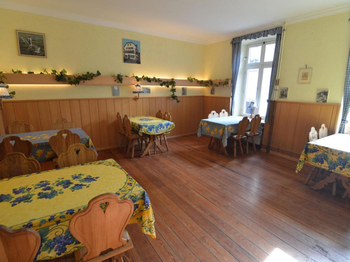 Classy Holiday Home In Uerzig Near Forest الغرفة الصورة
