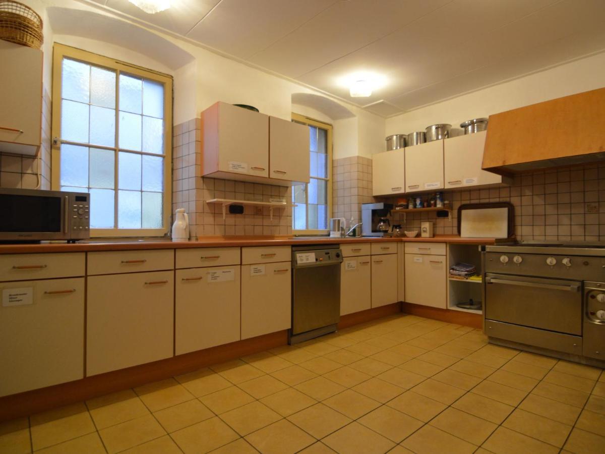 Classy Holiday Home In Uerzig Near Forest الغرفة الصورة